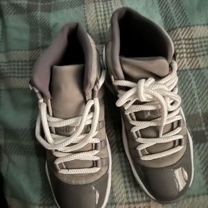 Jordan retro 11 cool grey